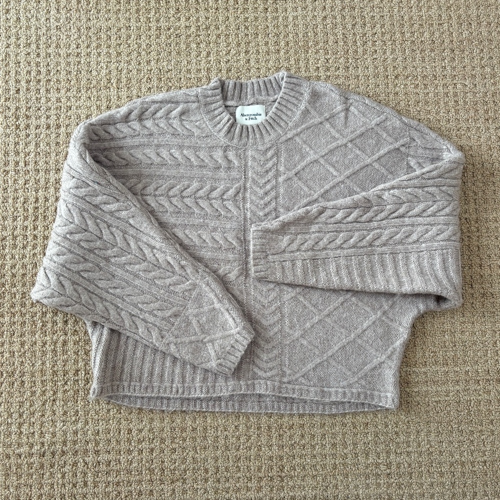Abercrombie & Fitch Taupe Cable Knit Dolman Sweater